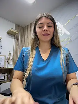 alicee16n Webbikameraesitys