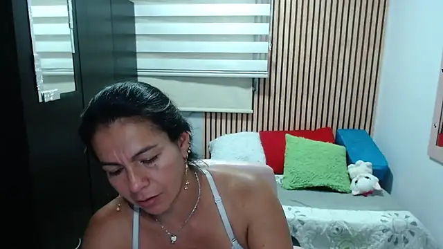 camilavargas_ live XXX chat