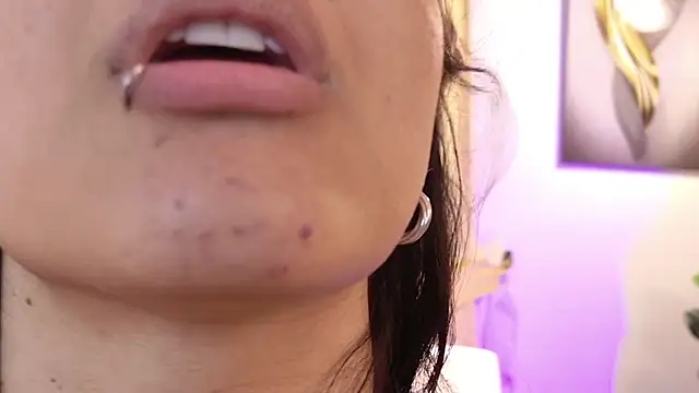 Afrodita-hott Adlı Modelin Canlı XXX Sohbeti