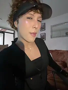Chatroom XXX en direct de Conny_777