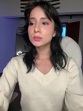 XXX chat uživo modela Ale_Lewis