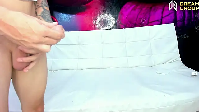 AmazingPartys' Live XXX Chat