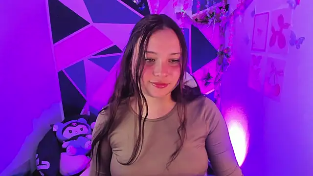 Онлайн чат XXX little_emma0
