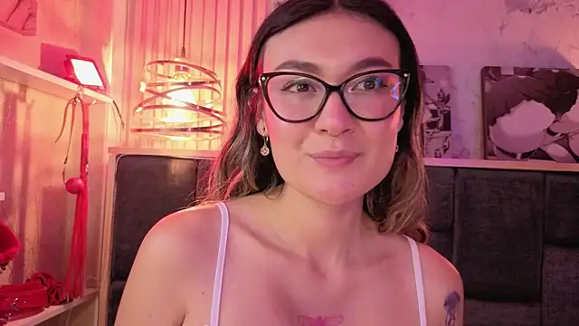 Im-Lola Chat XXX live