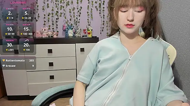 Yoonhee_ki élő XXX-chatje