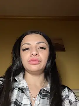 Layana_Ro – Naživo XXX chat