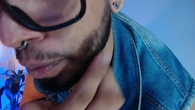 Chat XXX ao vivo de Colby_brown03