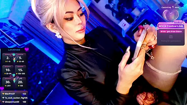 KYLIE_SHEMALEn Webbikameraesitys