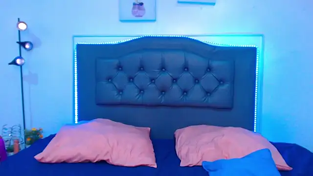 XXX chat uživo modela candy_lux_