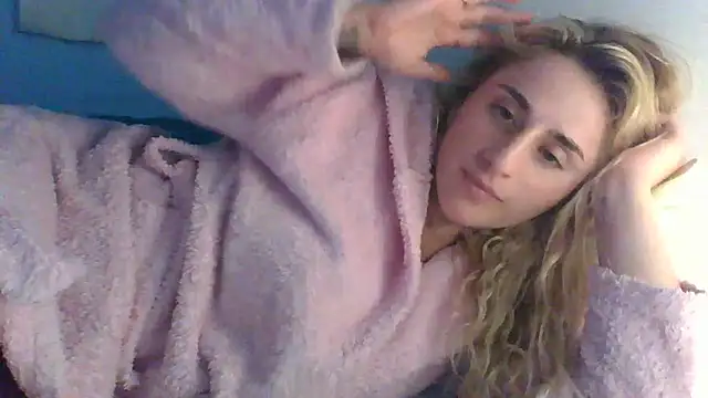 GreekGoddessElena Chat XXX in diretta