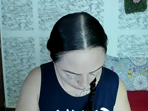 XXXStephanie_XXX Adlı Modelin Canlı XXX Sohbeti