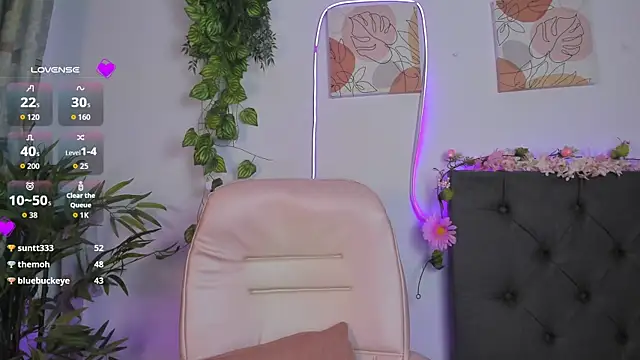 Chat +18 de Quiinn_bx ao vivo