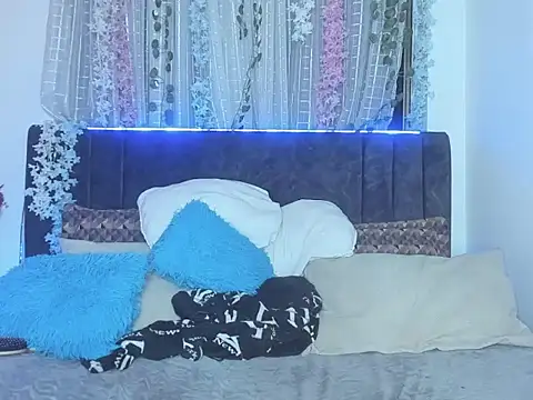 ZiaNoir_'s Live XXX Chat