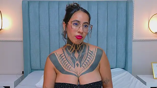 Chat XXX ao vivo de NicoleBlum