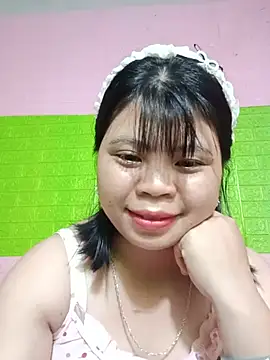 Show modela Xuka_lyss na web-kameri