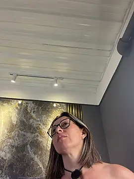 Živý XXX chat Yelena03