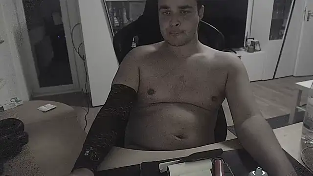 SharkLuigi Webcamshow