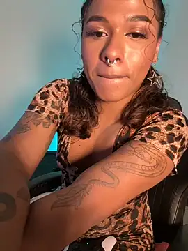 cam11_07 Show in webcam