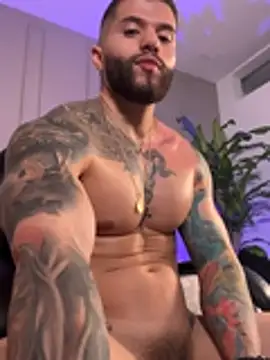 Frank_Farrell Live XXX-Chat