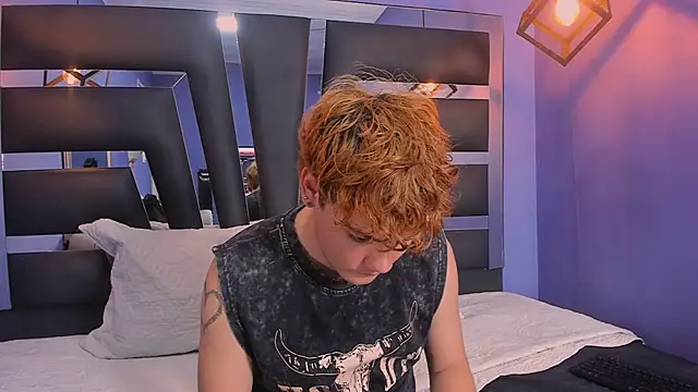 VeluniLiore Pertunjukan Webcam