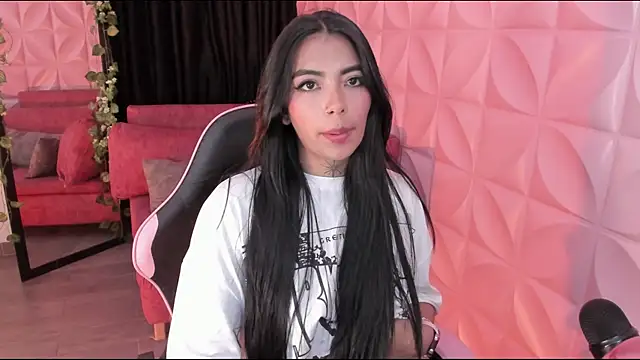 Chatroom XXX en direct de NattGomez
