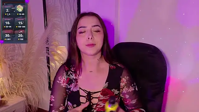 Chat +18 de ANNE_HONEY55 ao vivo