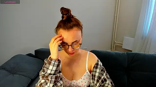 Онлайн чат XXX MewStella
