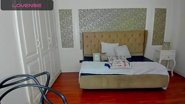 KimWessel_ Adlı Modelin Canlı XXX Sohbeti