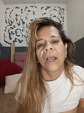 Chat +18 de SofiaXDelRio ao vivo