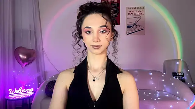 Show modela LinaMour na web-kameri