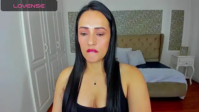 Chatroom XXX en direct de KimWessel_