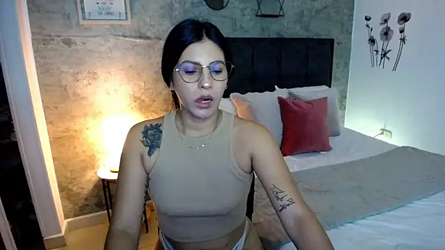 isa_cruzx – Live XXX-chat