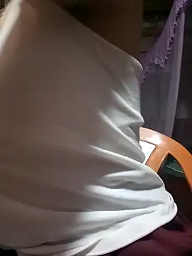 LucyyLy Show Webcam