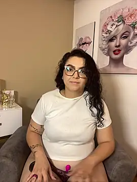 AlmaraRouge's Live XXX Chat