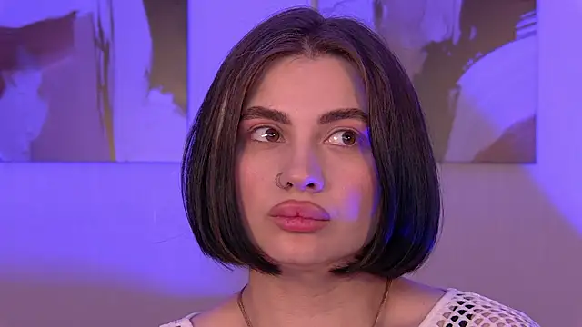 AdrianaToress 即時 XXX 聊天