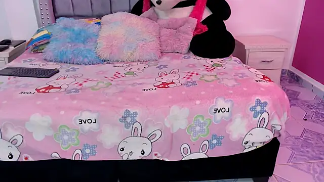 Chatroom XXX en direct de megan_hot019