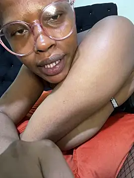 sexy_boobs97 Show in webcam