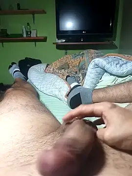 Balu0412 Show in webcam