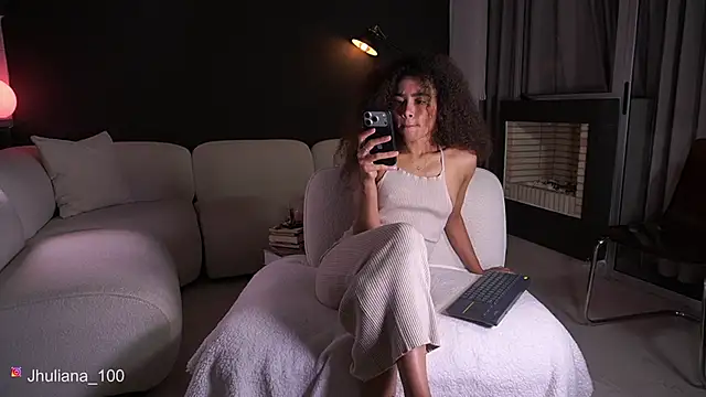 paulacora100 live XXX chat
