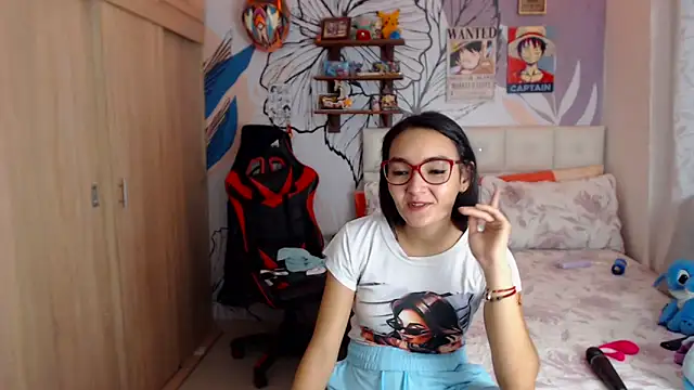 LinzyBaner Chat XXX in diretta