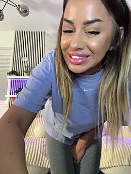 Pertunjukan Kamera Web KirstieVegas