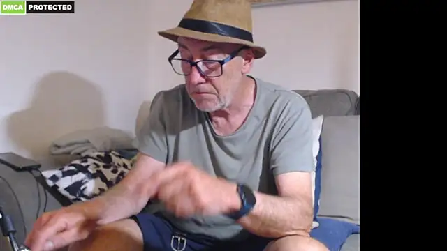 bluedae1's Webcam Show