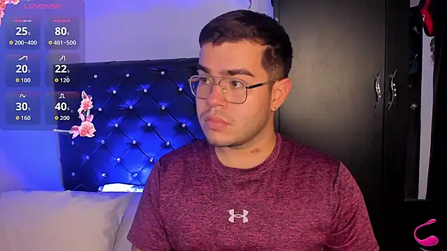 Joseph_connor_n Webbikameraesitys