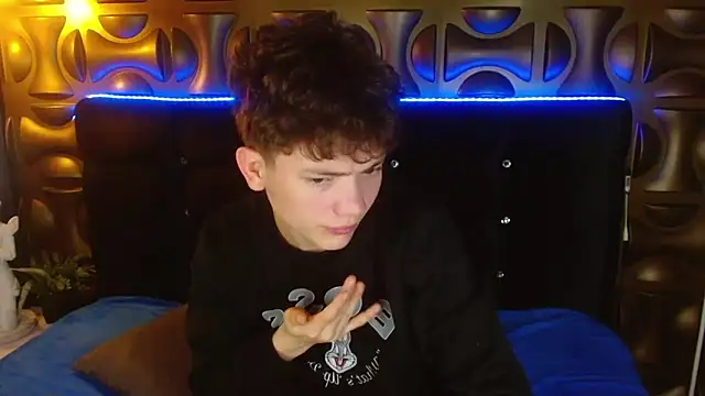 cruz_dante – Naživo XXX chat