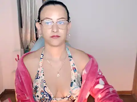 BOREAL_MOON live XXX chat