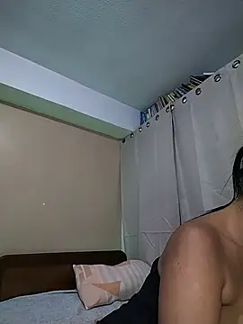 Chat +18 de SaharQamar ao vivo