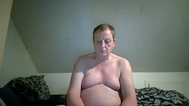 chubbybear2cumn Webbikameraesitys