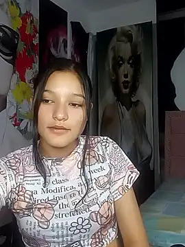 Sweet_Innocence_'s Webcam Show