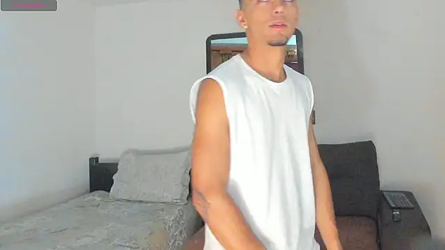 Teo_Rave Chat XXX in diretta