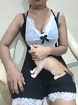 Anny-96 Chat XXX in diretta